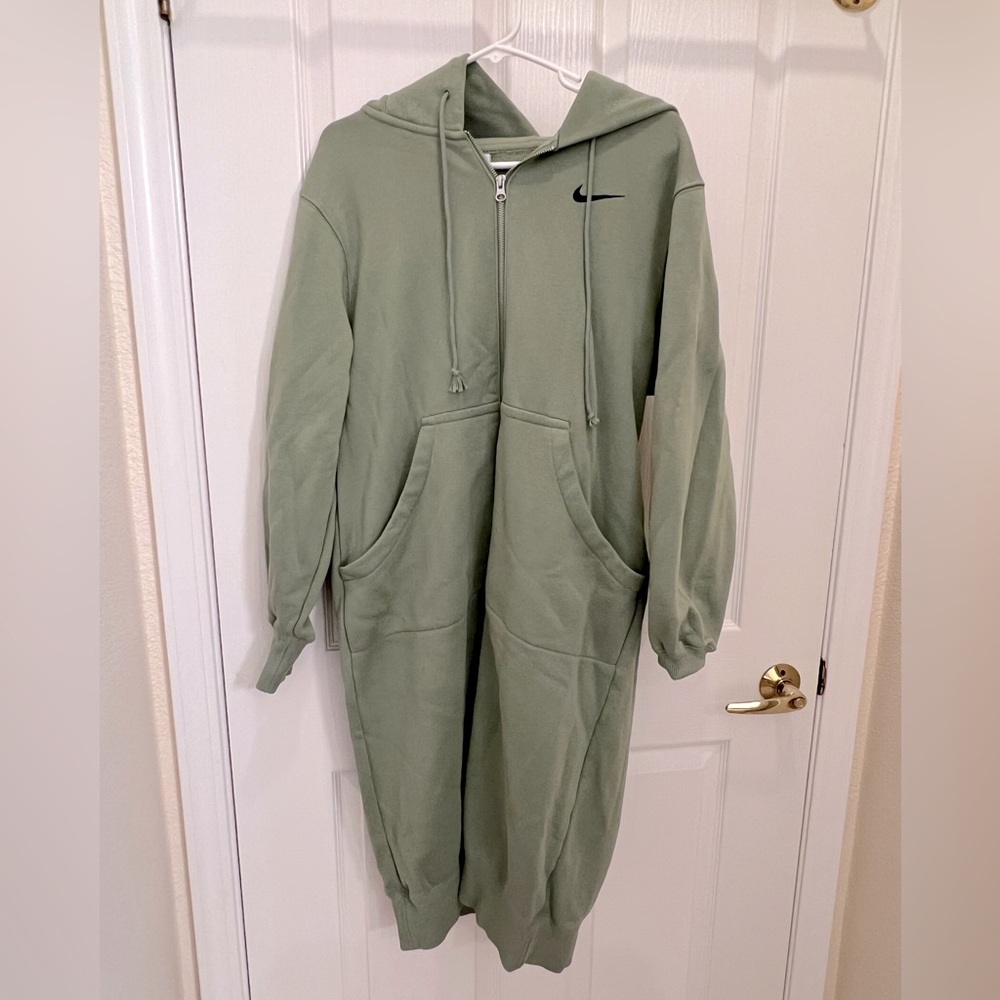 Almost new: Nike Long Zipper Sweatshirt
